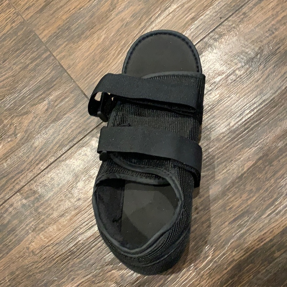 Women’s post surgical/ walking boot
